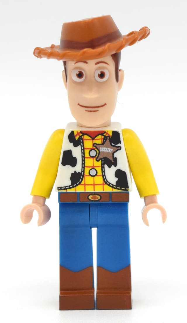 Woody, Molded Head