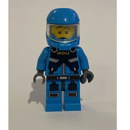 ADU Soldier, Snarl / Surprised, Dark Bluish Gray Hips