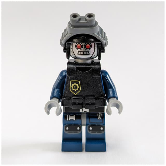 Robot Police, Helmet with Night Vision Goggles, Armor