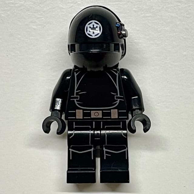 Imperial Gunner, Closed Mouth, Silver Imperial Logo