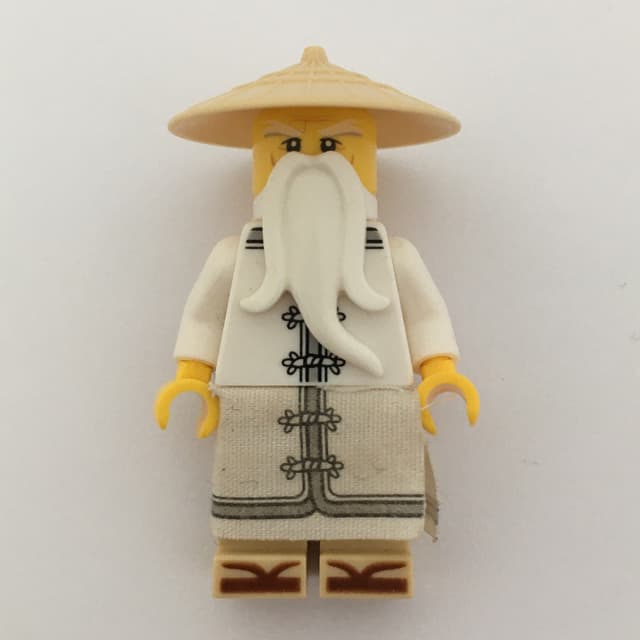 Master Wu in White Robes (LEGO Ninjago Movie)