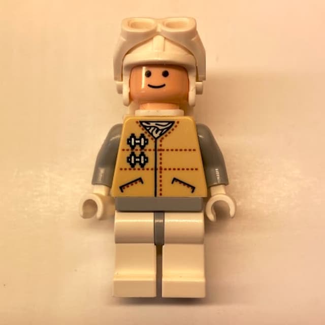 Rebel Trooper in Hoth Uniform, White Hat, Tan Jacket (30170 Goggles)