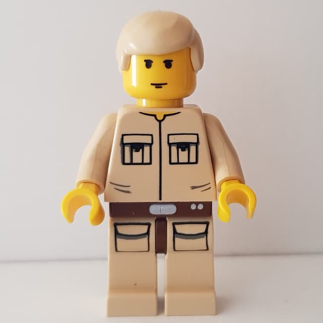 Luke Skywalker, Cloud City Outfit, Yellow Skin, Tan Shirt