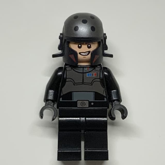 Agent Alexsandr Kallus, Helmet