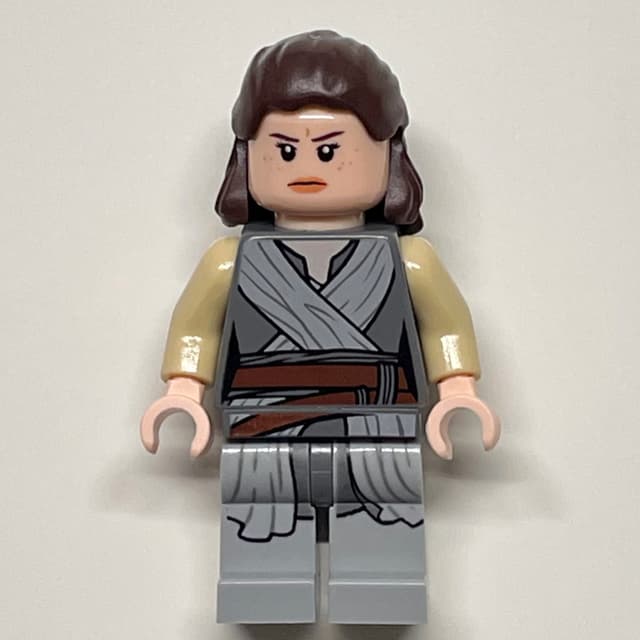 Rey, Light Bluish Gray Robe