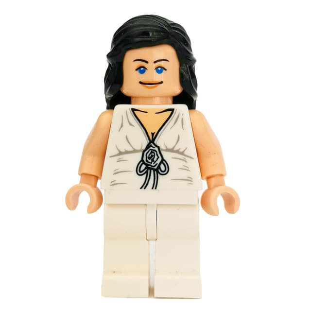 Marion Ravenwood in White Outfit