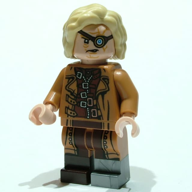 Alastor Mad-Eye Moody, Odd Legs, Medium Nougat Coat