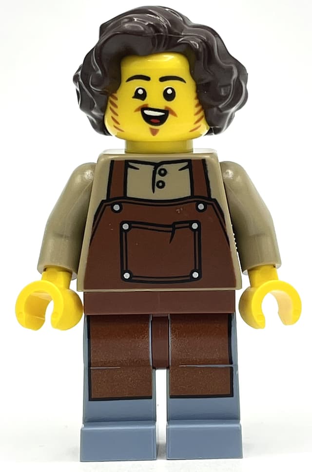 Castle Man, Reddish Brown Apron, Dark Brown Hair