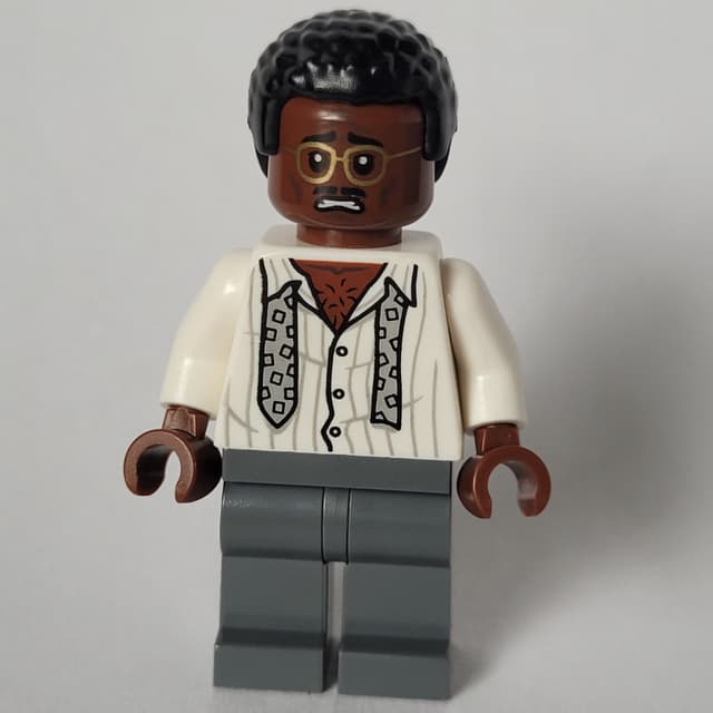 Ray Arnold, White Shirt