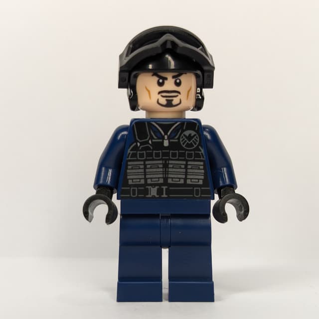 Tony Stark, SHIELD Agent Disguise