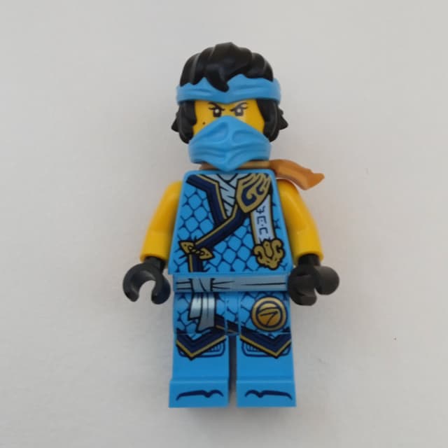 Nya, Dark Azure Robes, Shoulder Guard